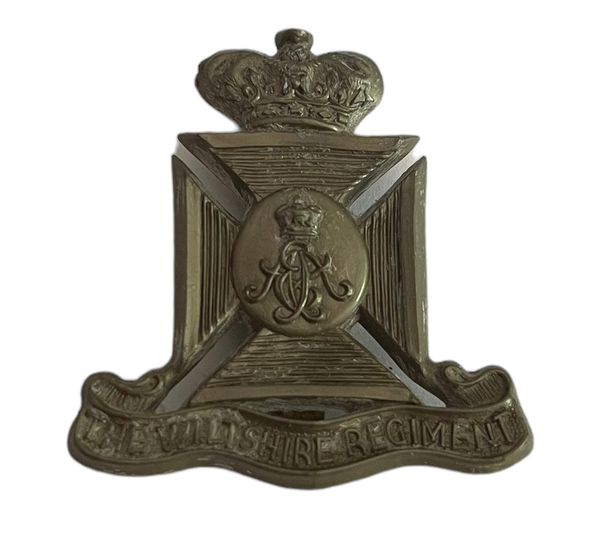 WW2 British Wiltshire Regiment Plastic Economy Cap Badge Marway