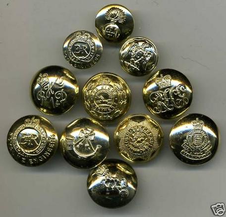 Collection of 11, British & New Zealand  Army Uniform Buttons A/A