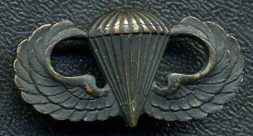 USA Basic Parachutist Wing Badge -stamped SIMCO on back