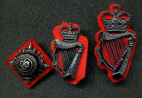 Royal Ulster Constabulary Cap, Collar & Rank Pip lot