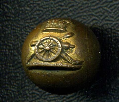 Royal Artillery / Royal Canadian Artillery Uniform Button - Victorian Crown