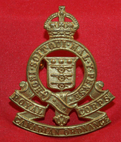 ROYAL CANADIAN ARMY ORDNANCE CORPS Cap Badge