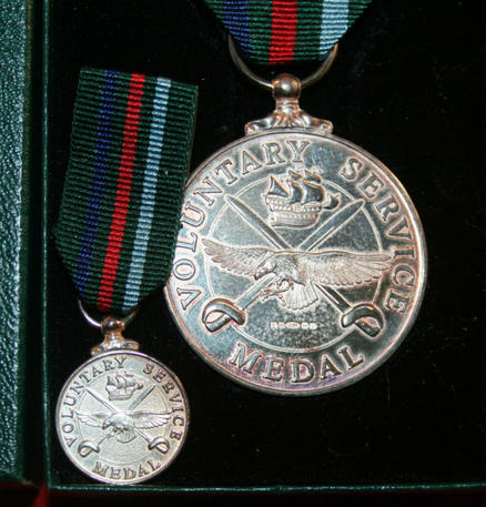 Voluntary Service Commemorative Medal Full Size & Mini