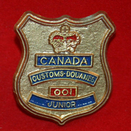Canada CUSTOMS Plastic Kids Handout Pin Junior Insp. – Marway Militaria ...