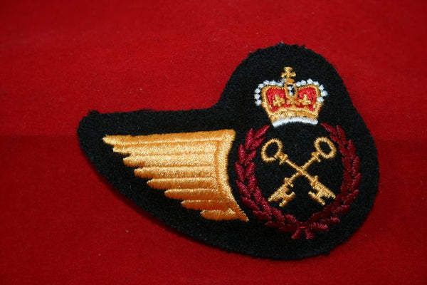 RCAF CAF Half Wing Trade Badge: Supply Tech