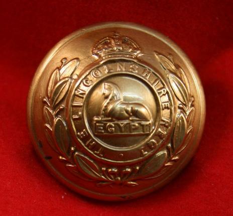 British Army: Lincolnshire Regiment Uniform Button