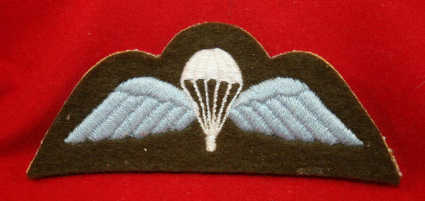 British Parachute Cloth Wing: Light Blue wings on Khaki with White Chute ARMY