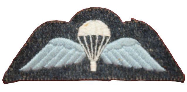 British Parachute Cloth Wing:Light Blue wings on blue with White Chute RAF ISSUE