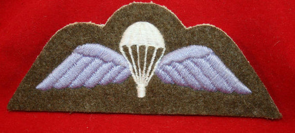 British Parachute Cloth Wing: Light Blue wings on Khaki with White Chute