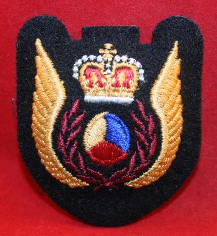 RCAF CAF Wing Trade Badge: Tactical Helicopter Observer.