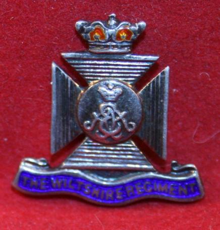 British Army: Wiltshire Regiment Sweetheart Pin
