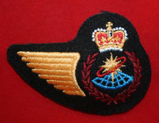 RCAF CAF Half Wing Trade Badge: Air Weapons Control.