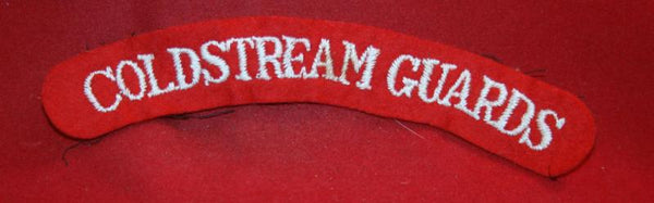 British Army: COLDSTREAM GUARDS Cloth Shoulder Flash