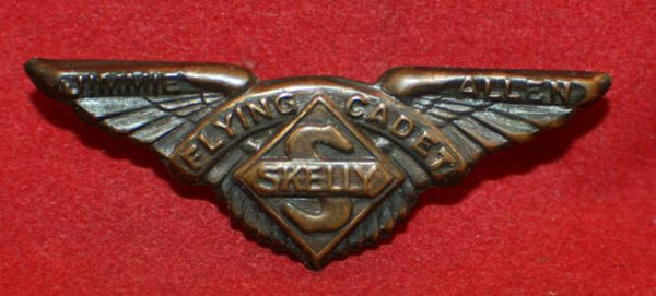 Jimmie ALLEN Flying Club, FLYING CADET, Pin. SKELLY OIL Company