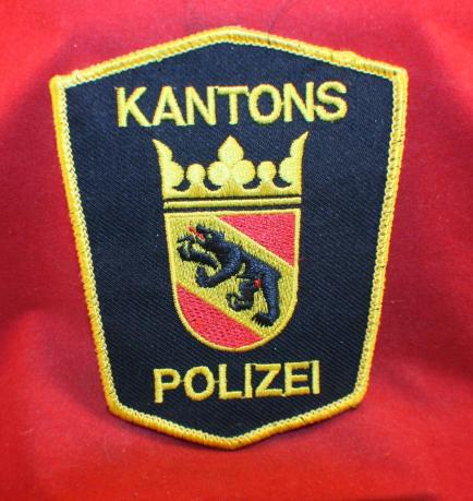 Switzerland Bern Kantons Polizei Police Shoulder Flash / Patch