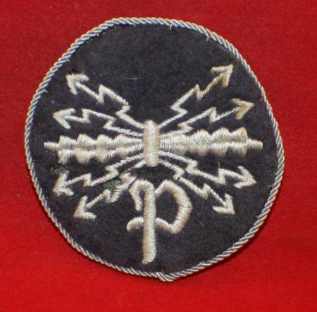 WW2 era, German Luftwaffe NCO DIRECTION FINDER OPERATOR'S Trade Badge