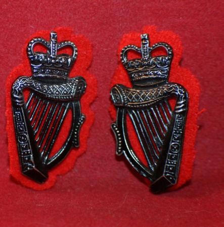 Royal Ulster Constabulary Collar Badge Pair