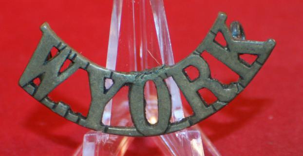 British Army: West Yorkshire Regiment Shoulder Title Badge W. YORK