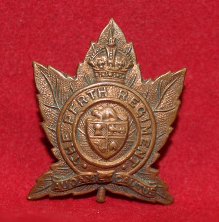 WW2 Perth Regiment Collar Badge