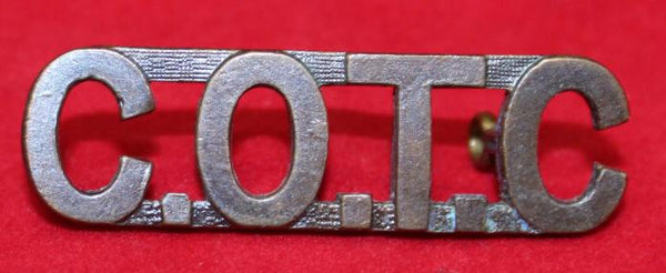 COTC Canadian Officers Training Corps Shoulder Title Badge