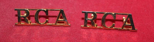 RCA Royal Canadian Artillery Shoulder Title Badge Pair
