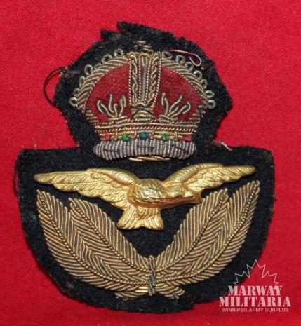 RCAF / RAF Pilots Cap Badge