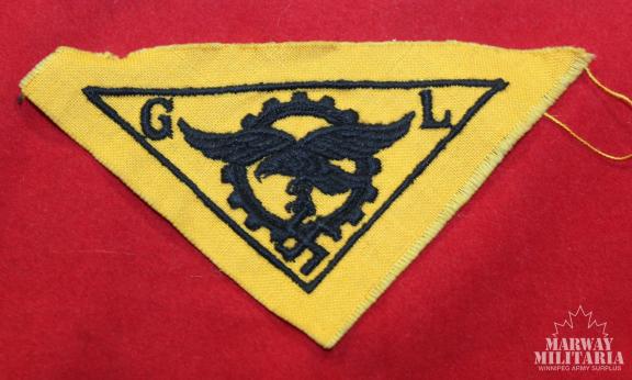 Civilian Technician Of The Chief Of Supply & Procurement Service Breast Badge